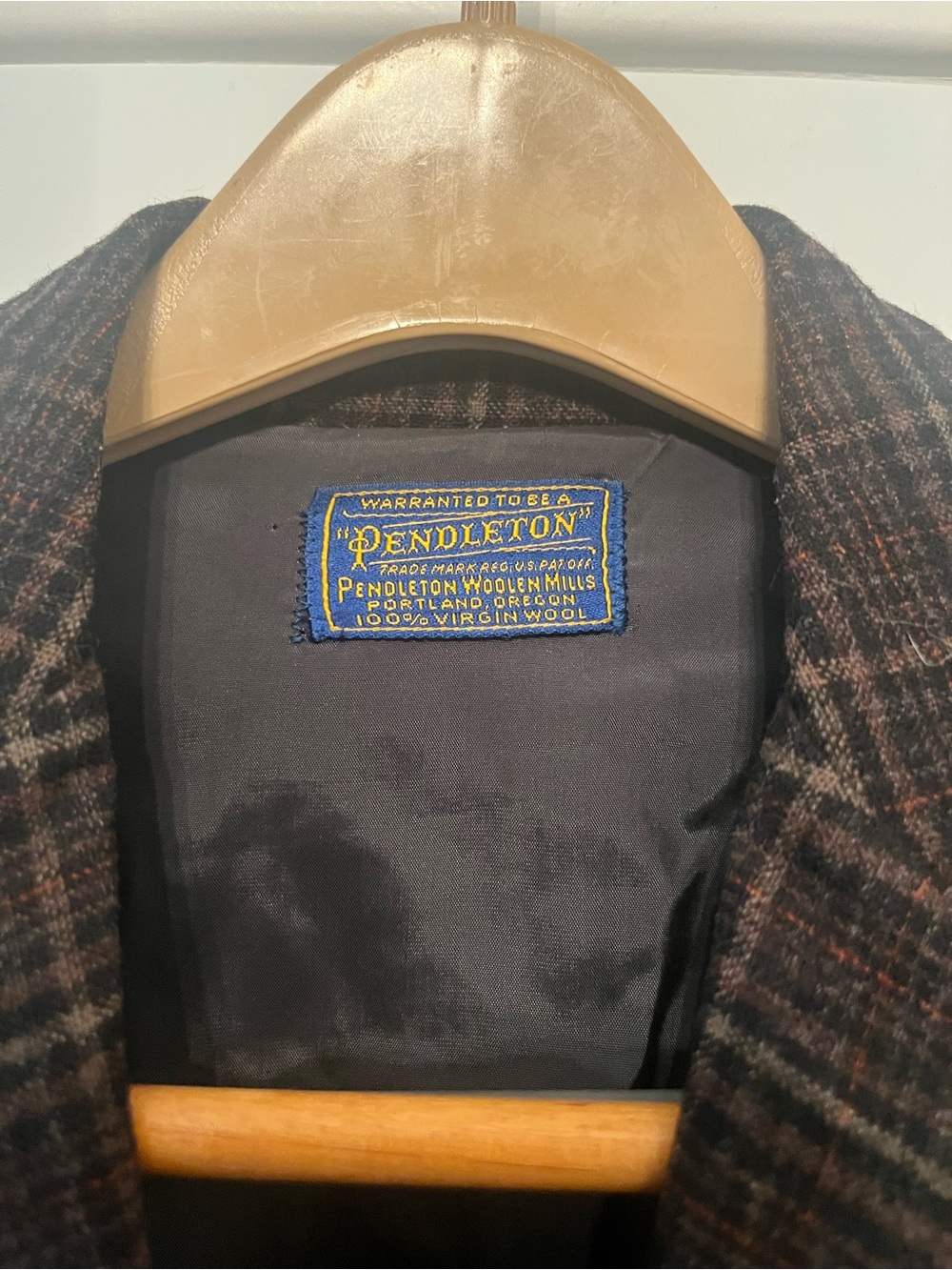 Pendleton Men's Brown & Black Plaid Wool Sports Coat